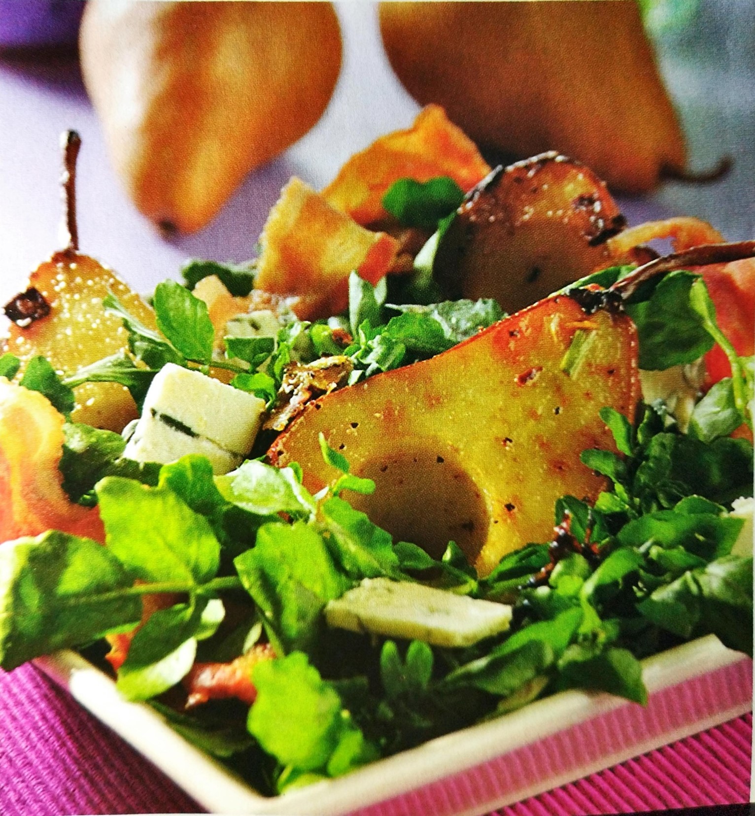 Ensalada de peras y queso azul 