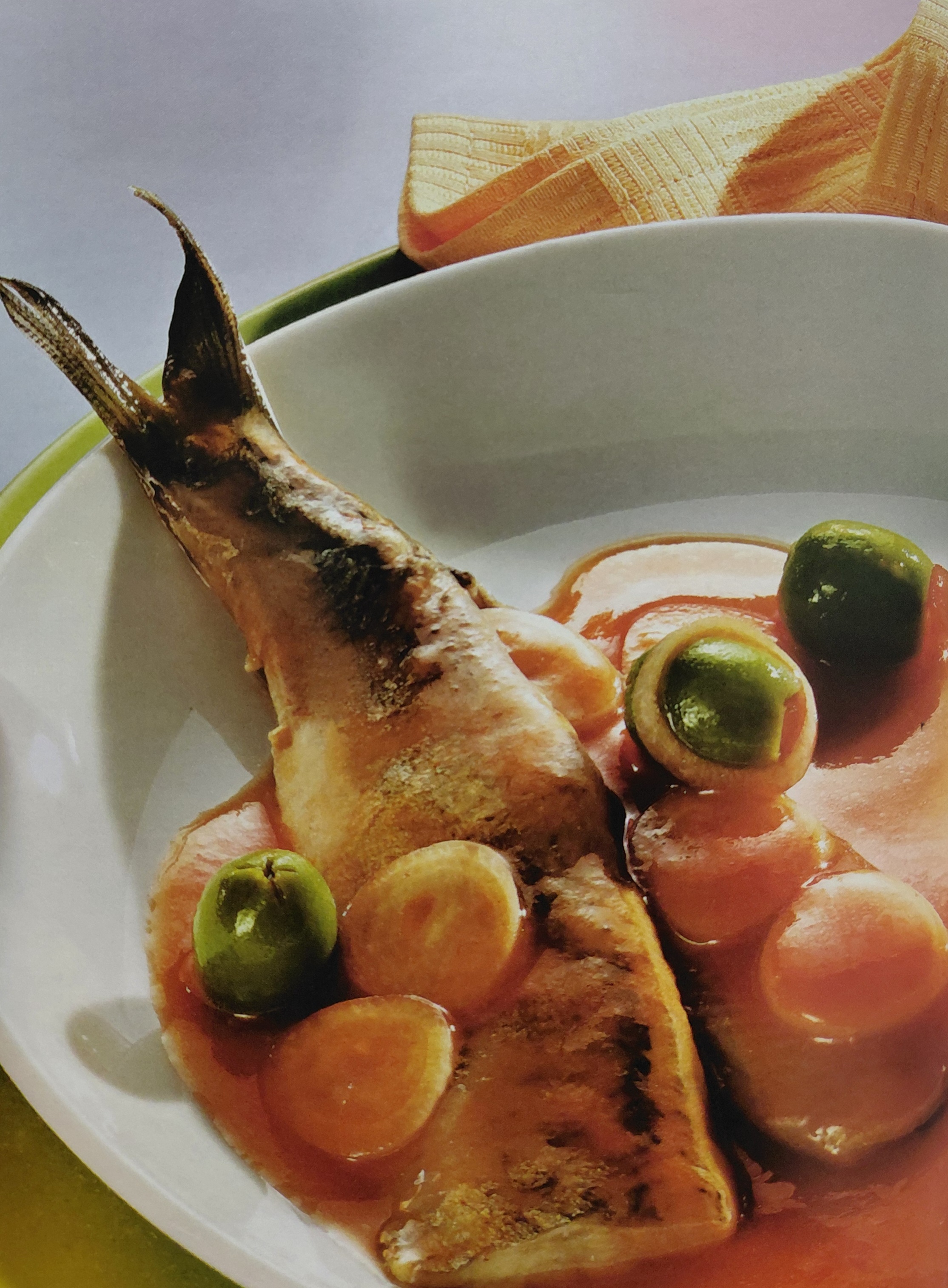 Arenques en escabeche con salsa catsup